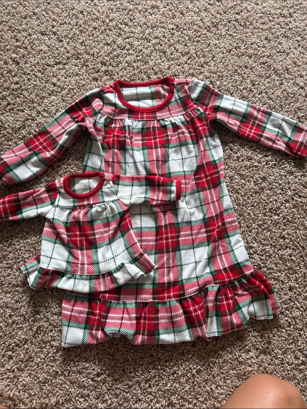 Girls Plaid Print Fleece 2-Piece Night Gown & Matching Doll Gown - Red/White